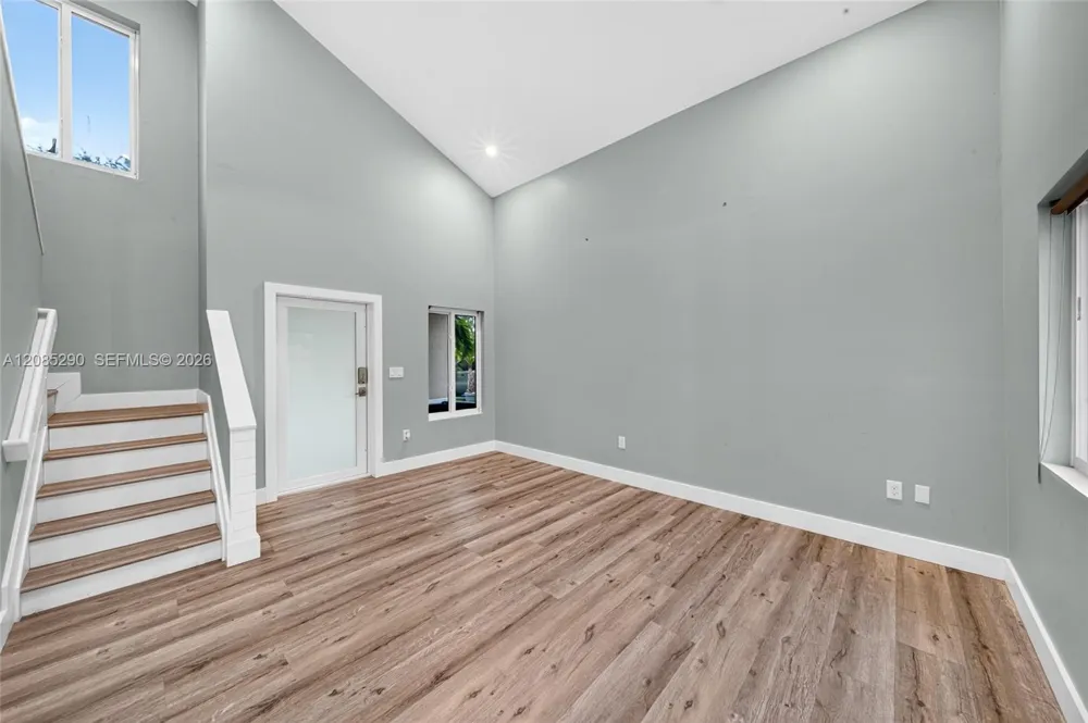 13746 SW 145th St Miami, FL 33186
