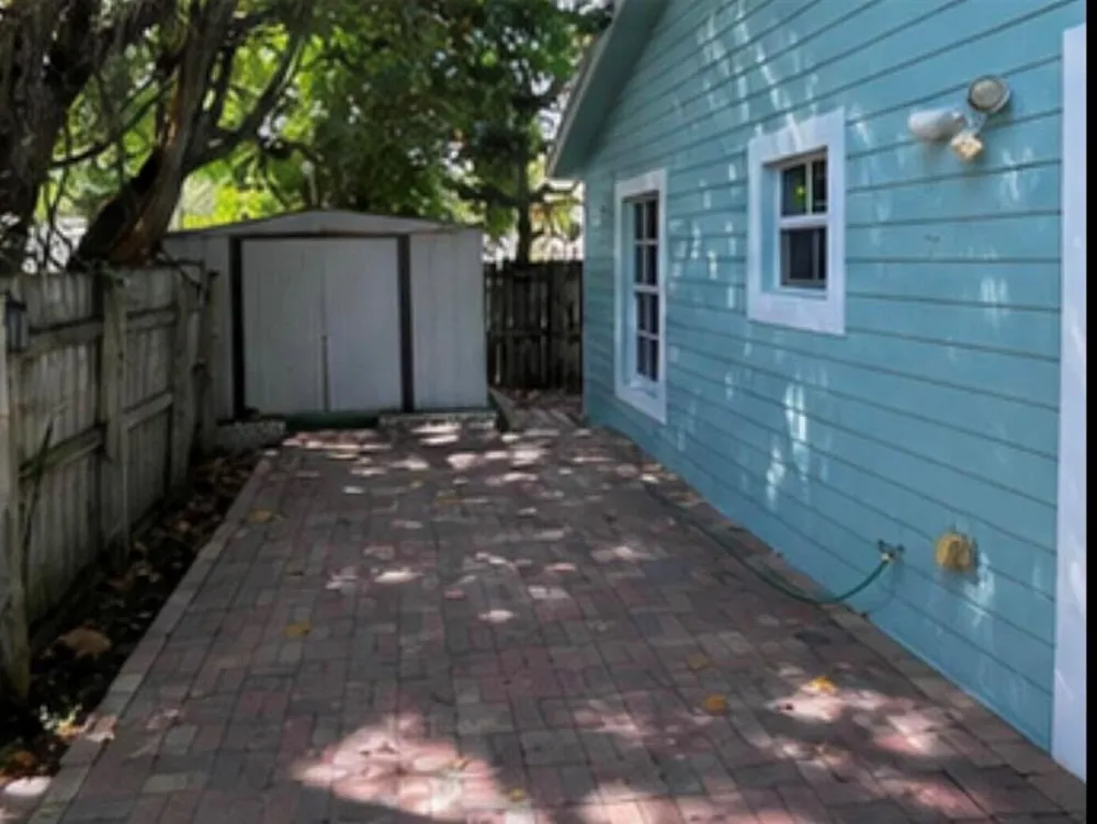 712 NE 3RD AVENUE #n/a Pompano Beach, FL 33060