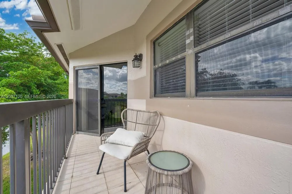9894 Nob Hill Ln #9894 Sunrise, FL 33351