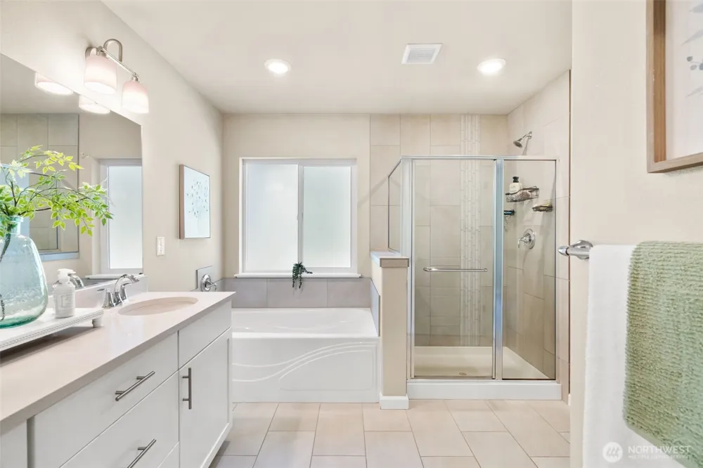 13264 178th Avenue Ct E Bonney Lake, WA 98391