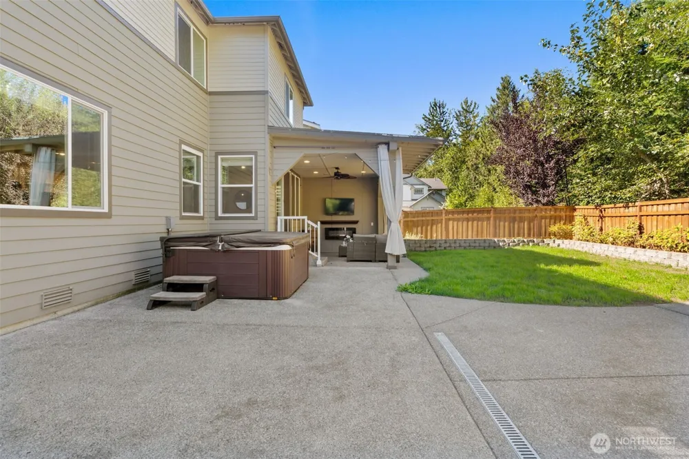 13264 178th Avenue Ct E Bonney Lake, WA 98391