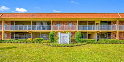 30 LIBERTY WAY #13