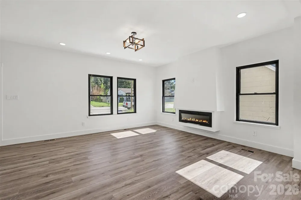 638 E Black Street Rock Hill, SC 29730