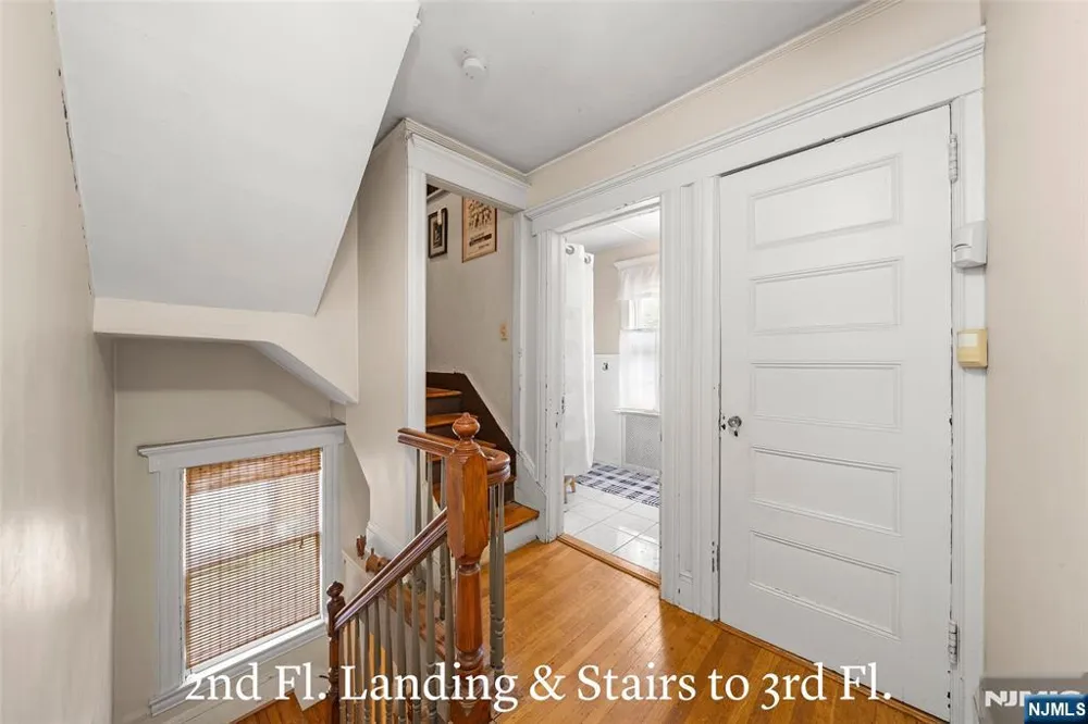 332 Harold Avenue Leonia, NJ 07605
