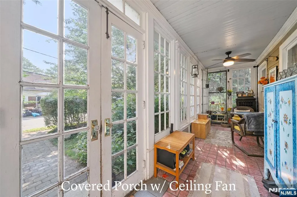 332 Harold Avenue Leonia, NJ 07605