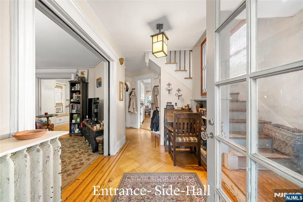 332 Harold Avenue Leonia, NJ 07605