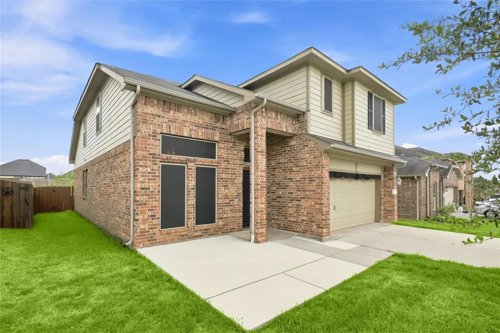 450 Terra Vista Circle Montgomery, TX 77356