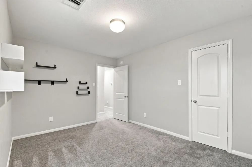 450 Terra Vista Circle Montgomery, TX 77356