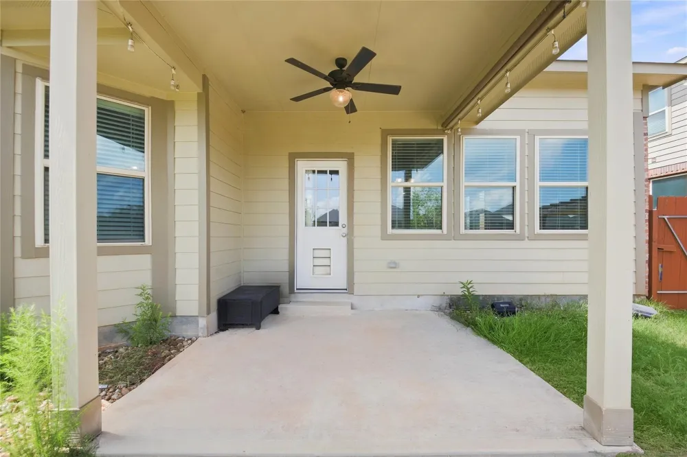 450 Terra Vista Circle Montgomery, TX 77356