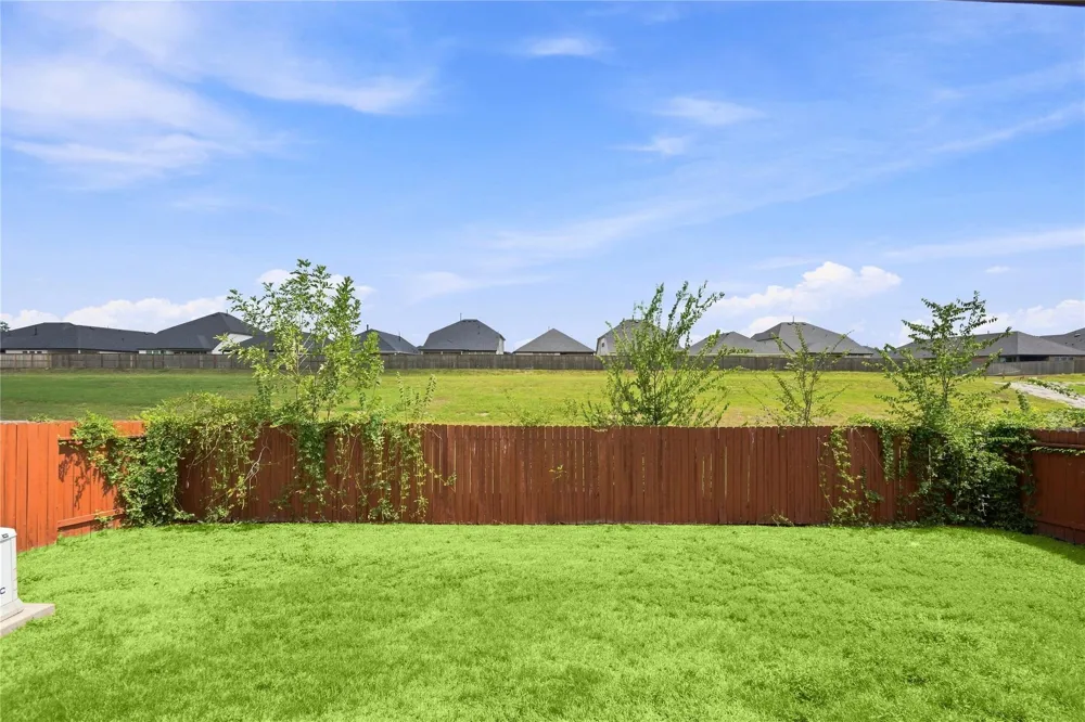 450 Terra Vista Circle Montgomery, TX 77356