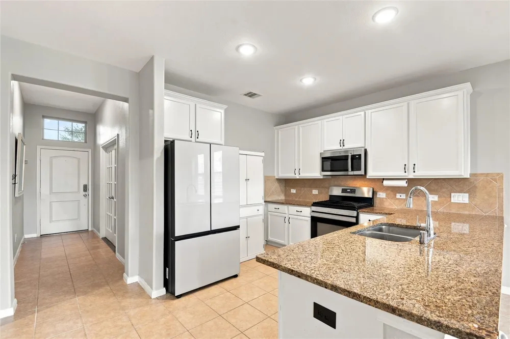 450 Terra Vista Circle Montgomery, TX 77356