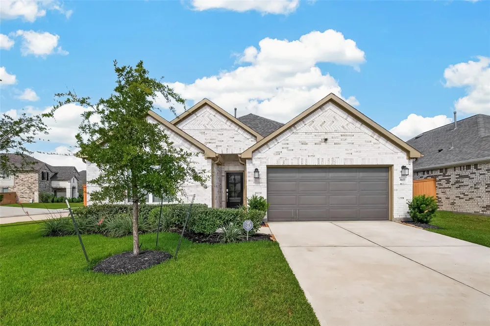 8603 Sun Coral Drive Cypress, TX 77433