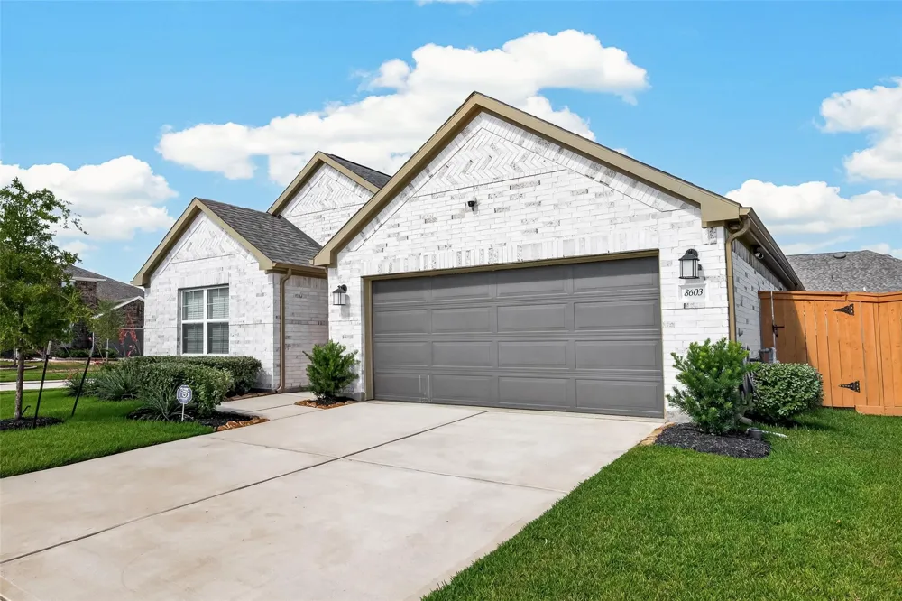 8603 Sun Coral Drive Cypress, TX 77433