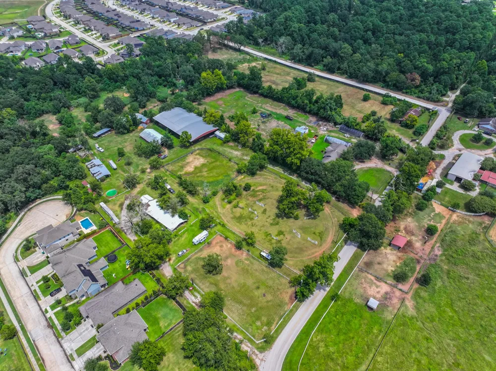 25635 Hufsmith Cemetery Road Tomball, TX 77375