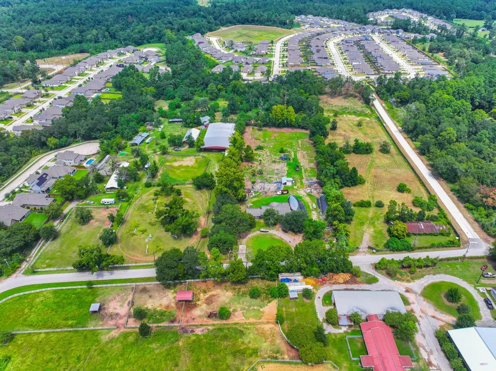 25635 Hufsmith Cemetery Road Tomball, TX 77375