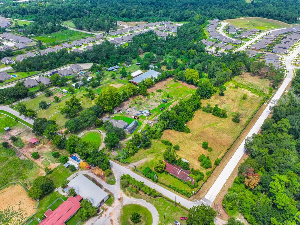 25635 Hufsmith Cemetery Road Tomball, TX 77375
