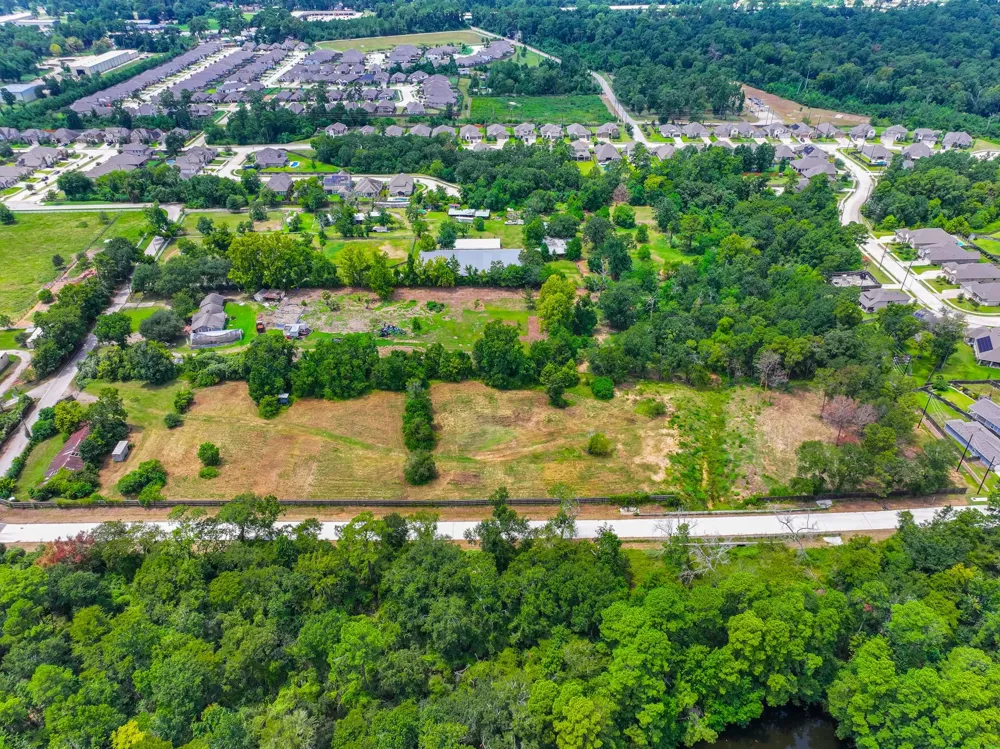 25635 Hufsmith Cemetery Road Tomball, TX 77375