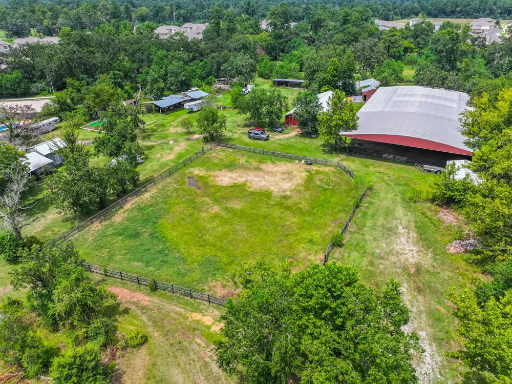 25635 Hufsmith Cemetery Road Tomball, TX 77375