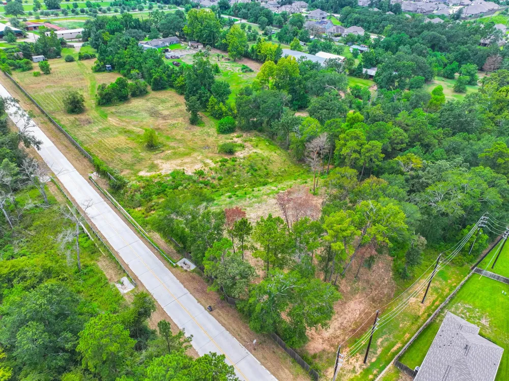 25635 Hufsmith Cemetery Road Tomball, TX 77375
