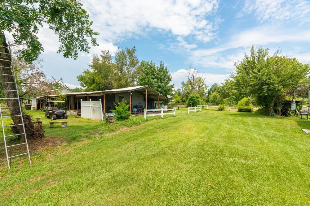 25635 Hufsmith Cemetery Road Tomball, TX 77375