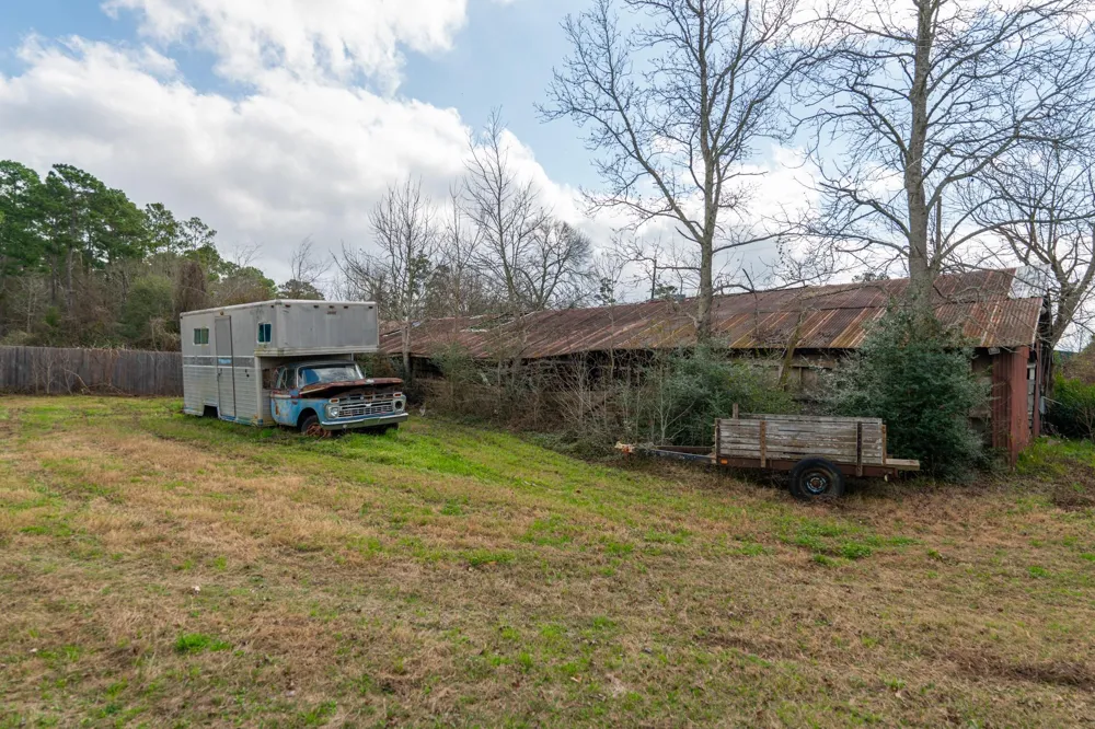 25635 Hufsmith Cemetery Road Tomball, TX 77375