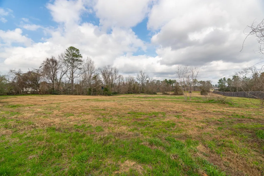 25635 Hufsmith Cemetery Road Tomball, TX 77375