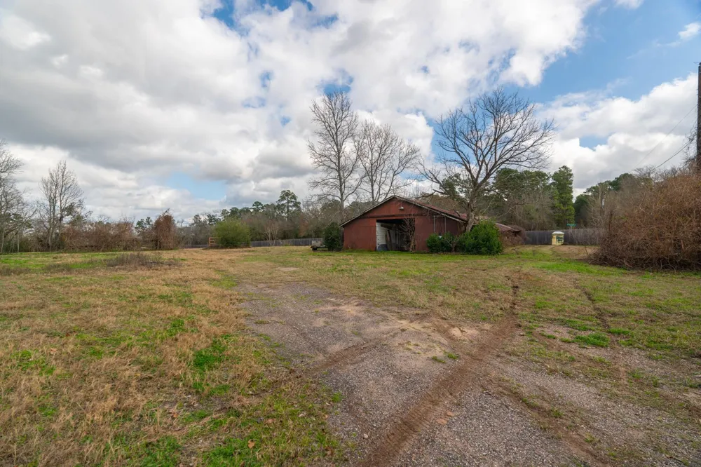 25635 Hufsmith Cemetery Road Tomball, TX 77375