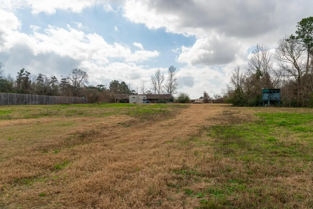 25635 Hufsmith Cemetery Road Tomball, TX 77375