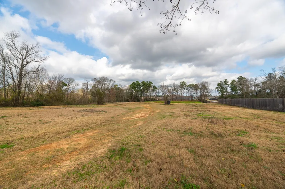 25635 Hufsmith Cemetery Road Tomball, TX 77375