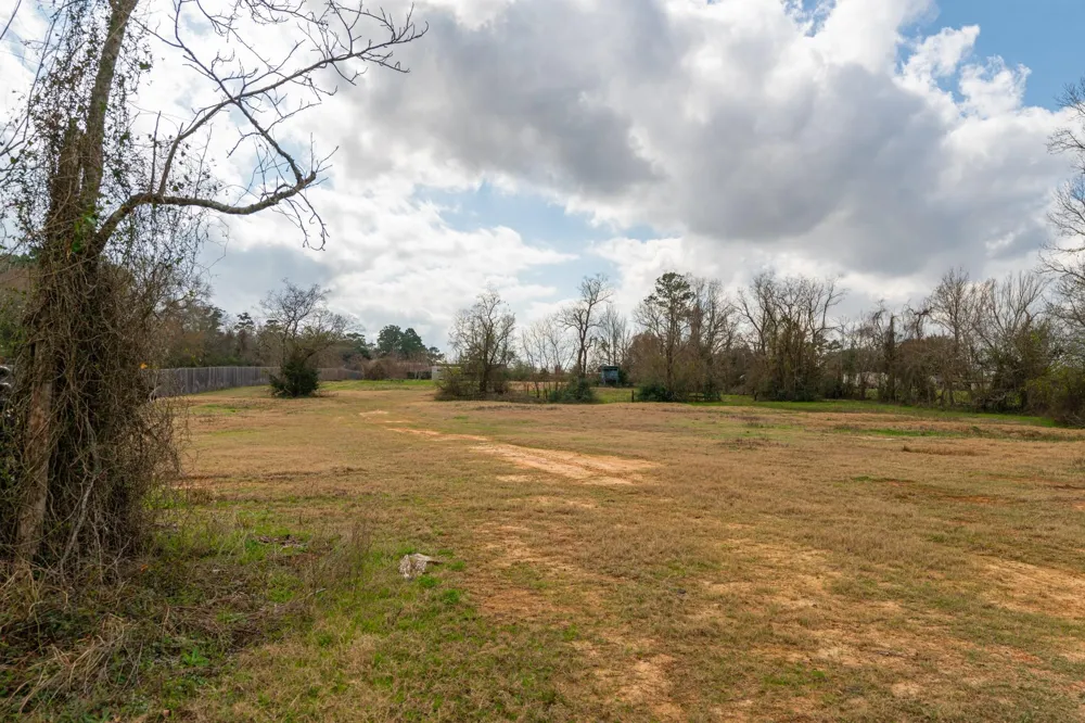 25635 Hufsmith Cemetery Road Tomball, TX 77375