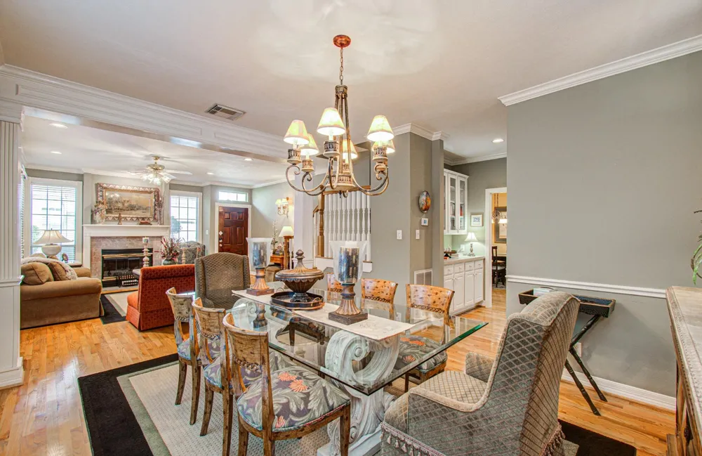 2214 W Holcombe Boulevard Houston, TX 77030