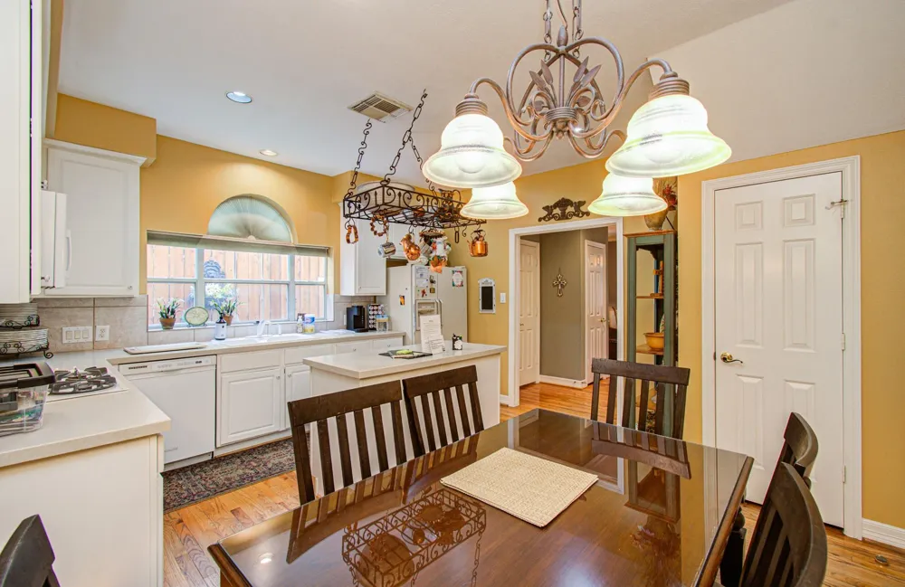 2214 W Holcombe Boulevard Houston, TX 77030