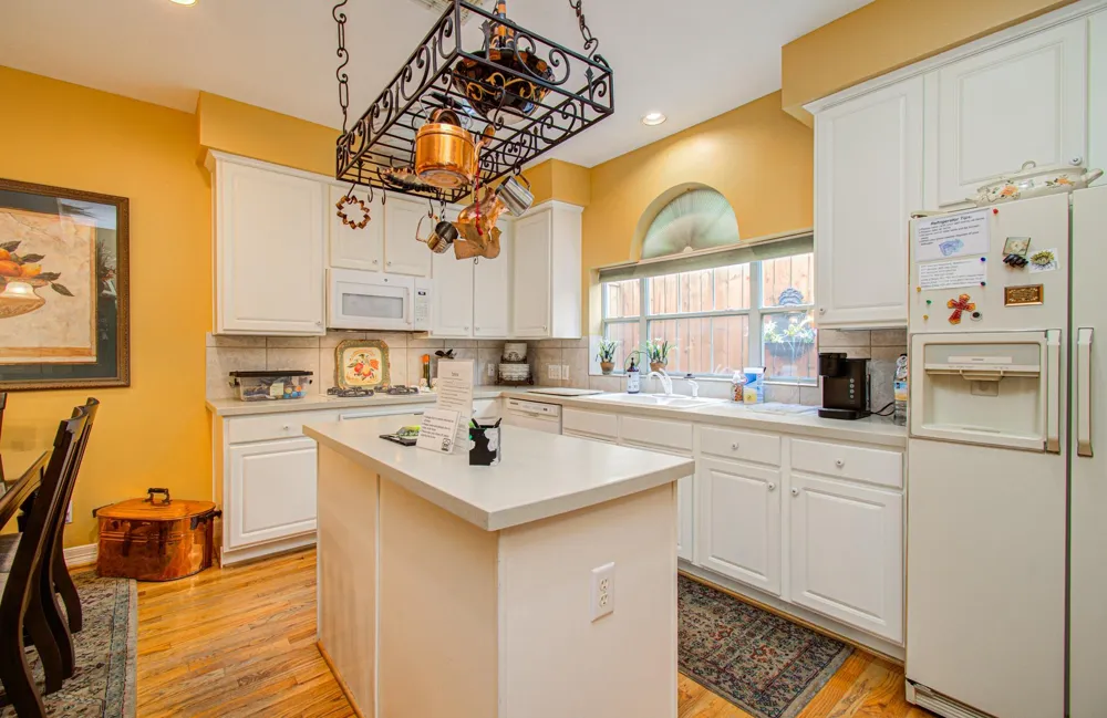 2214 W Holcombe Boulevard Houston, TX 77030