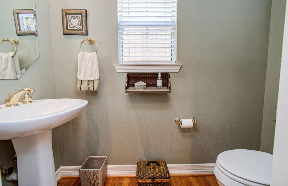 2214 W Holcombe Boulevard Houston, TX 77030