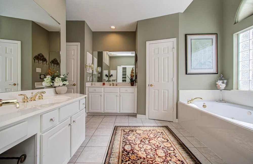 2214 W Holcombe Boulevard Houston, TX 77030