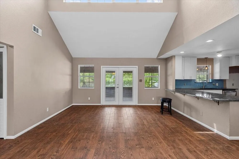 7228 Avenue R Santa Fe, TX 77510