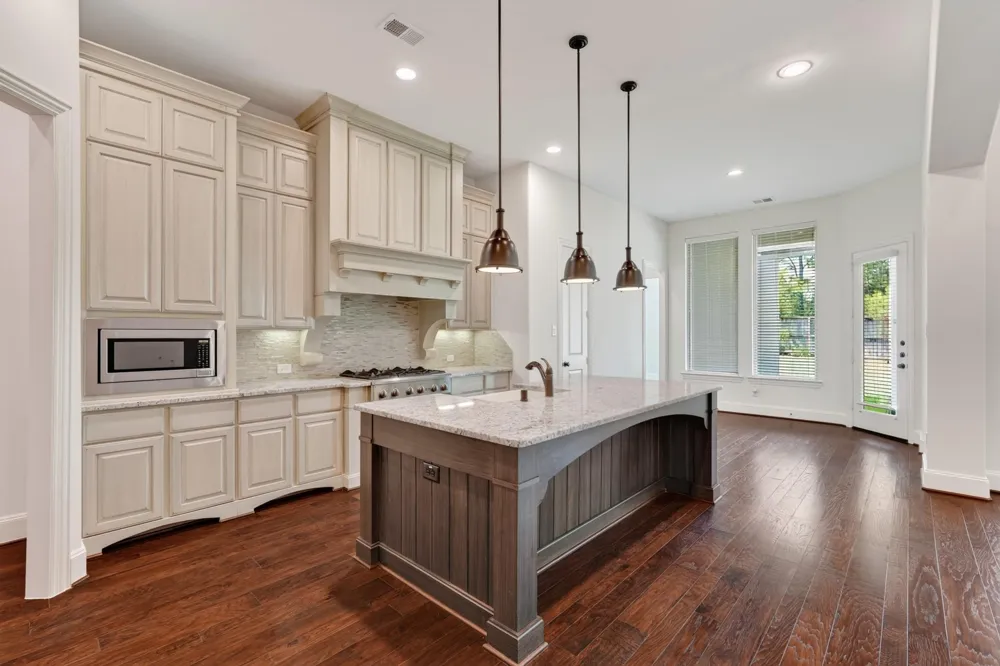 19 Brittany Rose Place The Woodlands, TX 77375