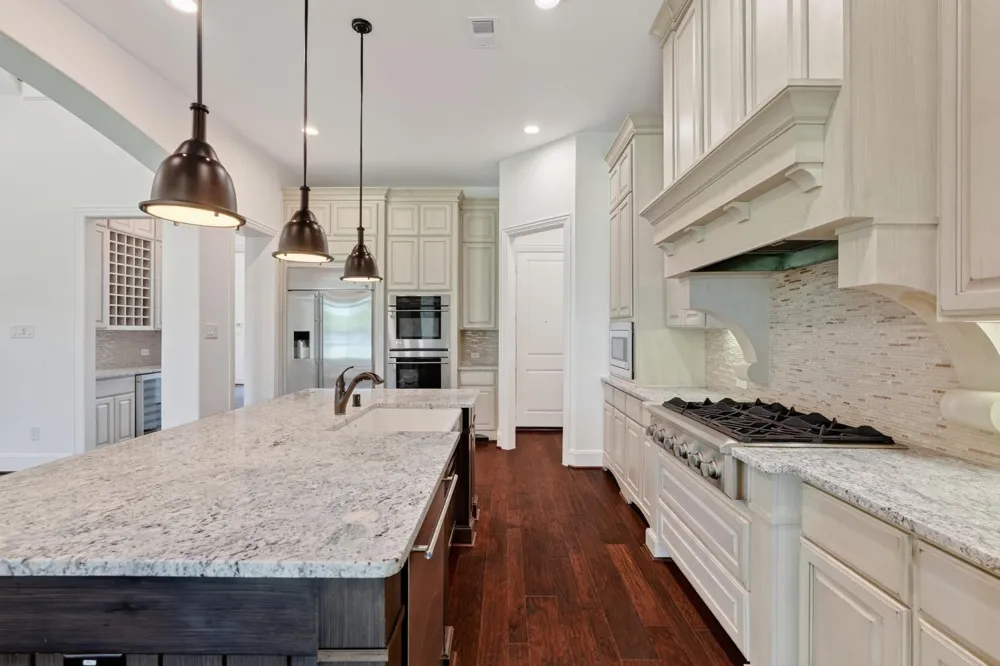 19 Brittany Rose Place The Woodlands, TX 77375