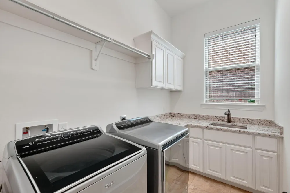 19 Brittany Rose Place The Woodlands, TX 77375