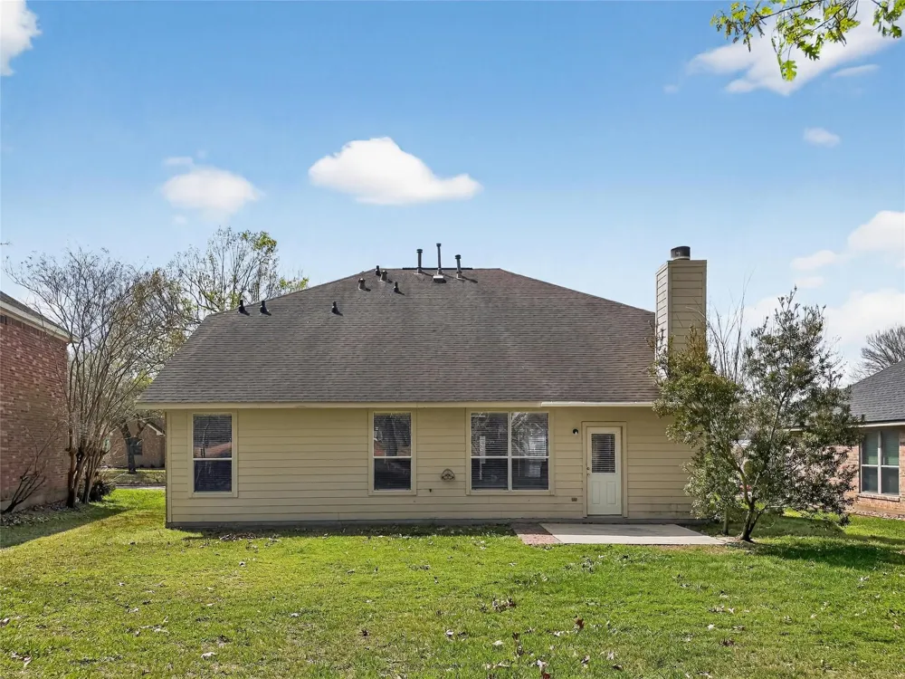 80 La Costa Drive Montgomery, TX 77356