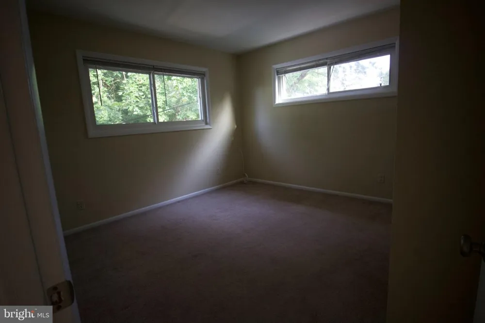 922 19TH STREET S #B2 Arlington, VA 22202