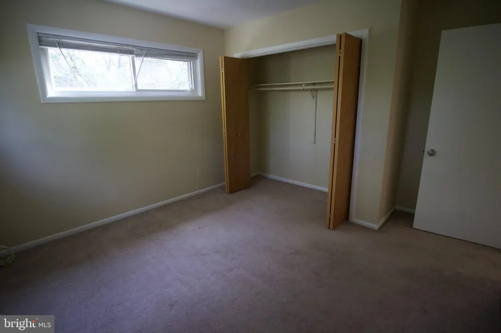 922 19TH STREET S #B2 Arlington, VA 22202