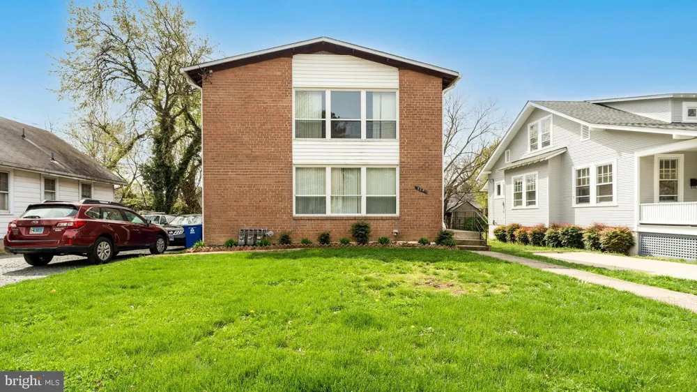 922 19TH STREET S #B2 Arlington, VA 22202
