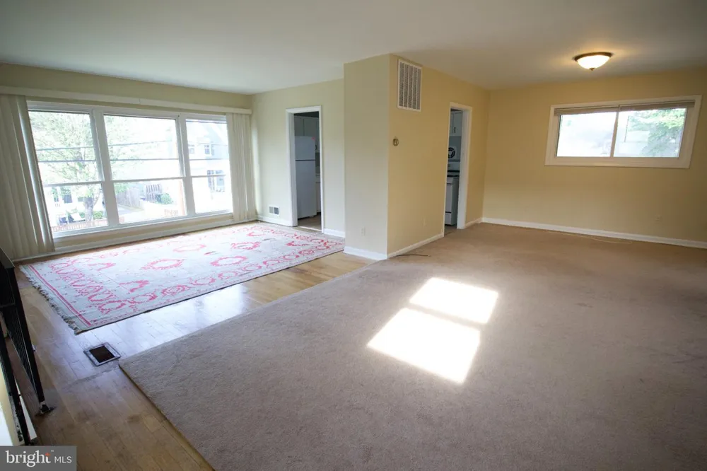 922 19TH STREET S #B2 Arlington, VA 22202