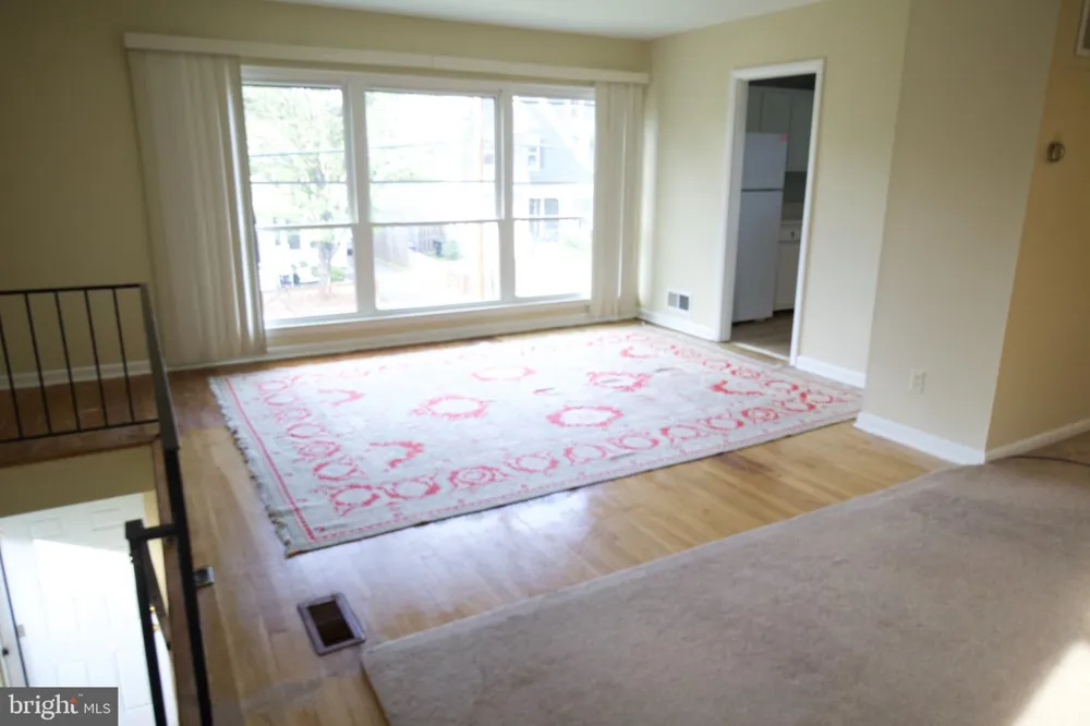 922 19TH STREET S #B2 Arlington, VA 22202