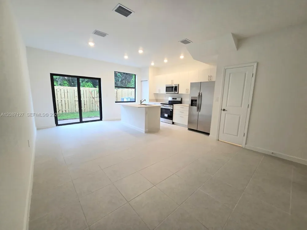18927 SW 357 ST #18927 Miami, FL 33034