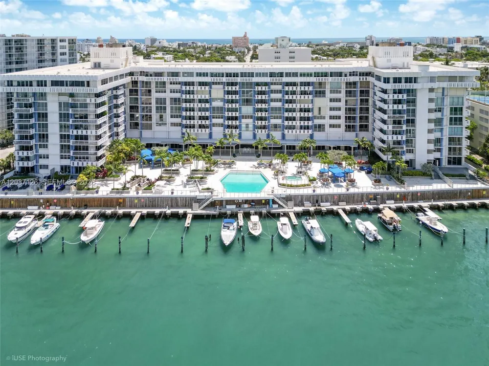 800 West Ave #836 Miami Beach, FL 33139