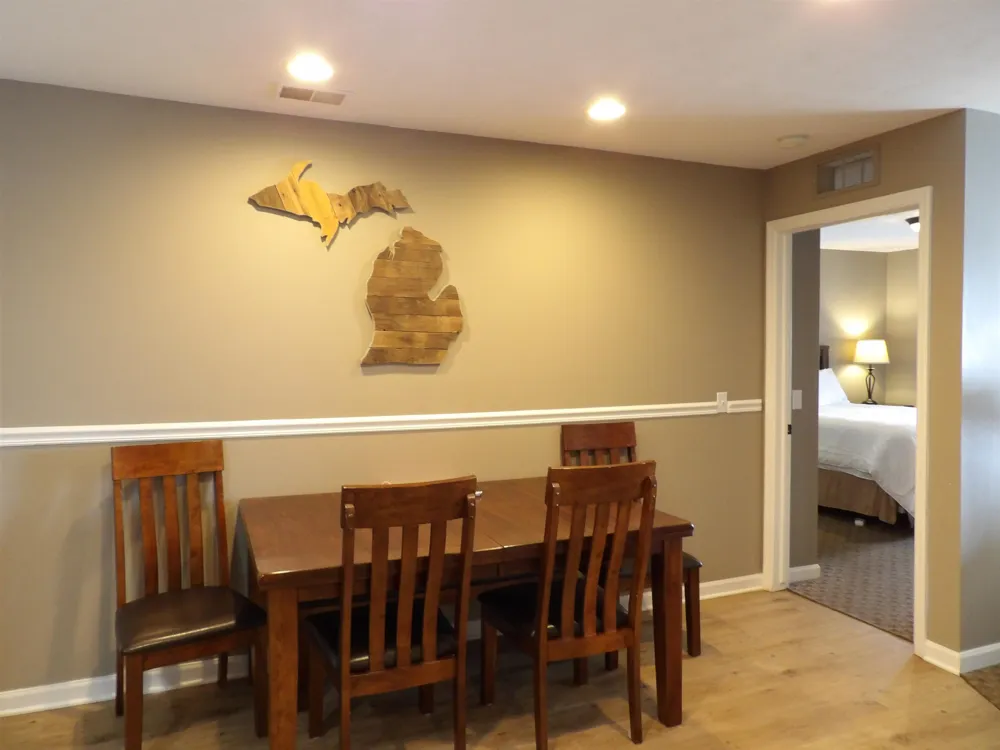 1246 Sunnyside Drive Cadillac City, MI 49601