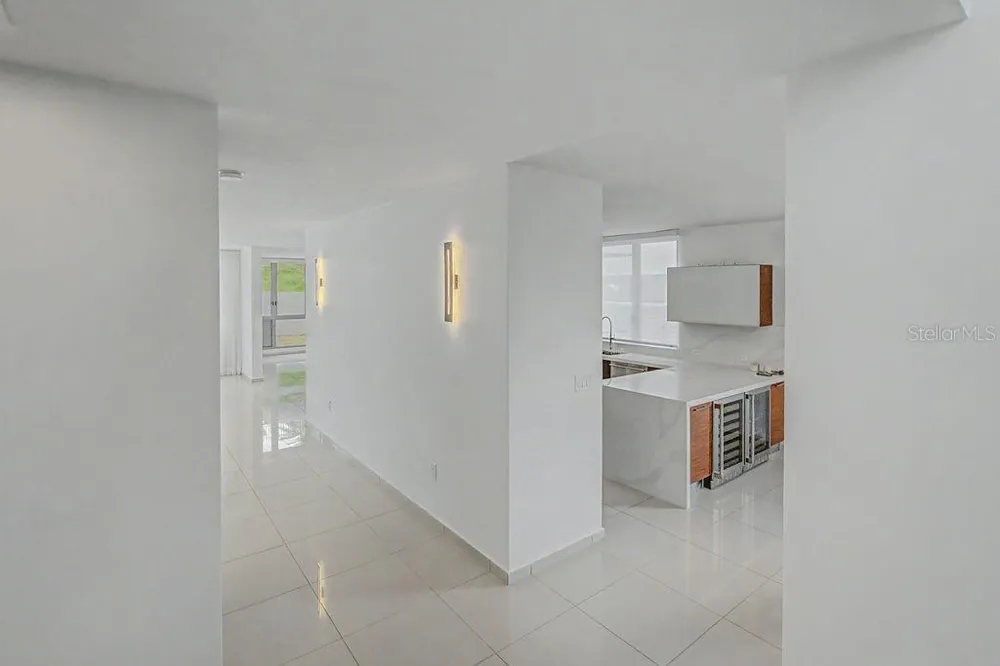 70 AQCUAMARINA San Juan, PR 00931