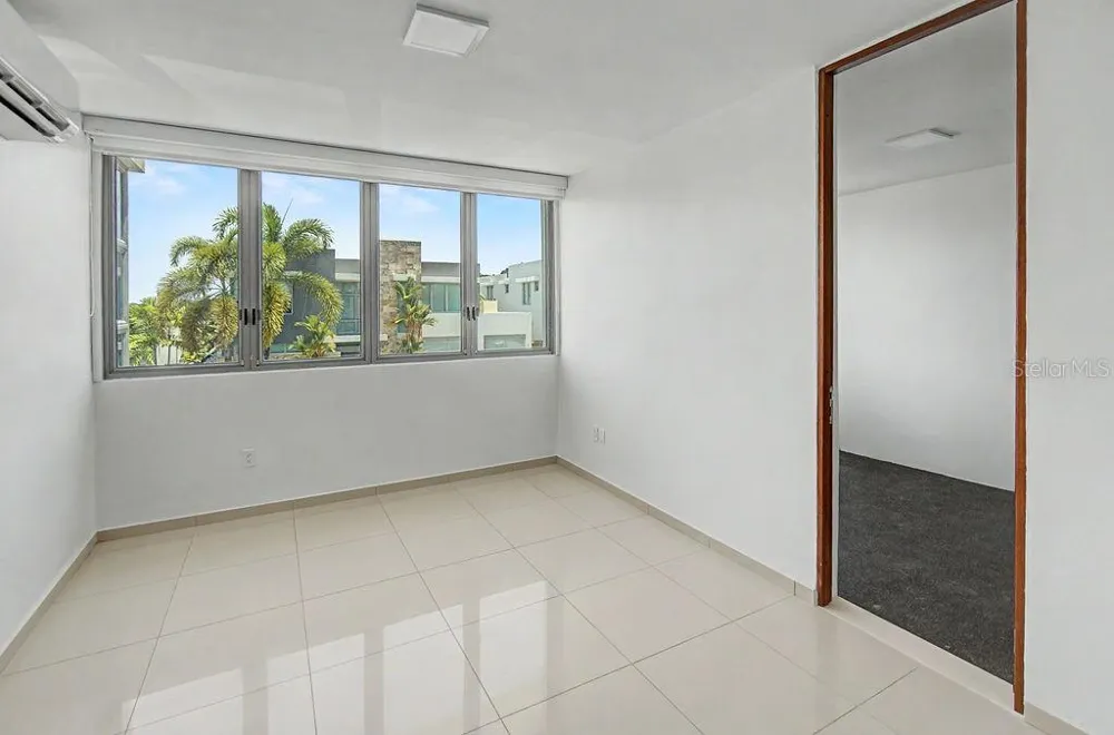70 AQCUAMARINA San Juan, PR 00931